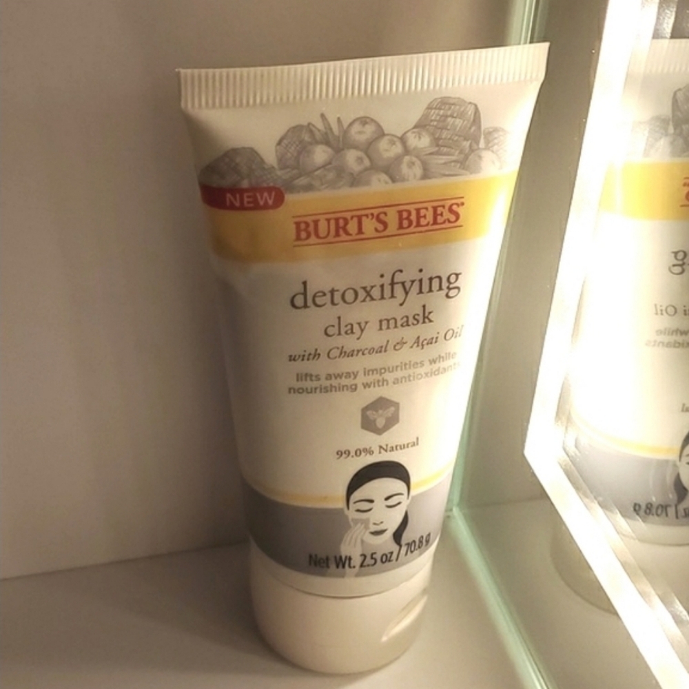 Burt’s Bees Detoxifying Clay Mask ~ 2.5 oz